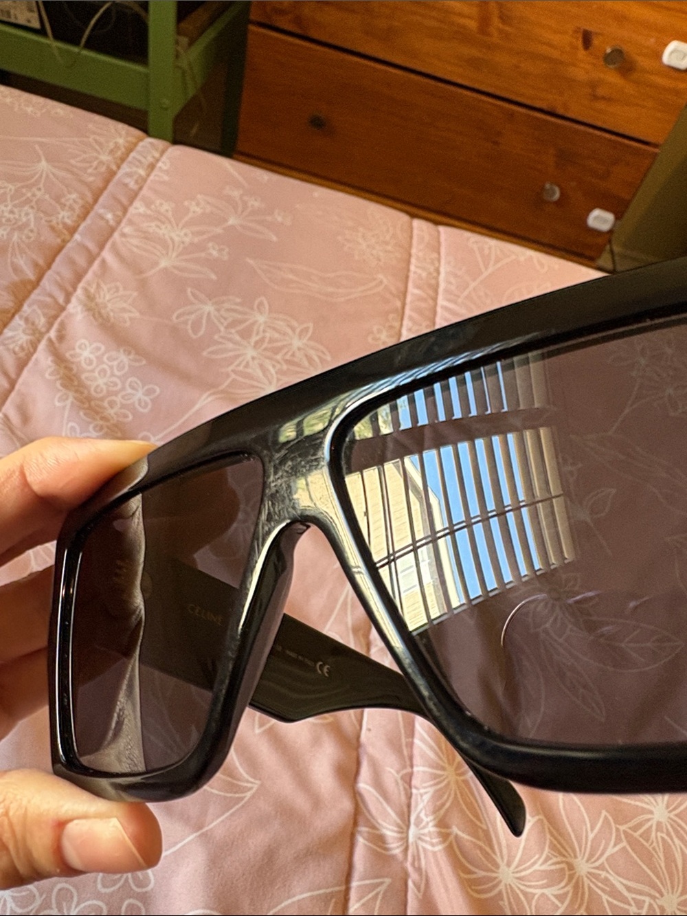Celine Flat-top shield sunglasses 60 MM in black - Picture 15 of 17
